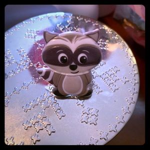 FREE WITH BUNDLE  style plastic rings set of 2